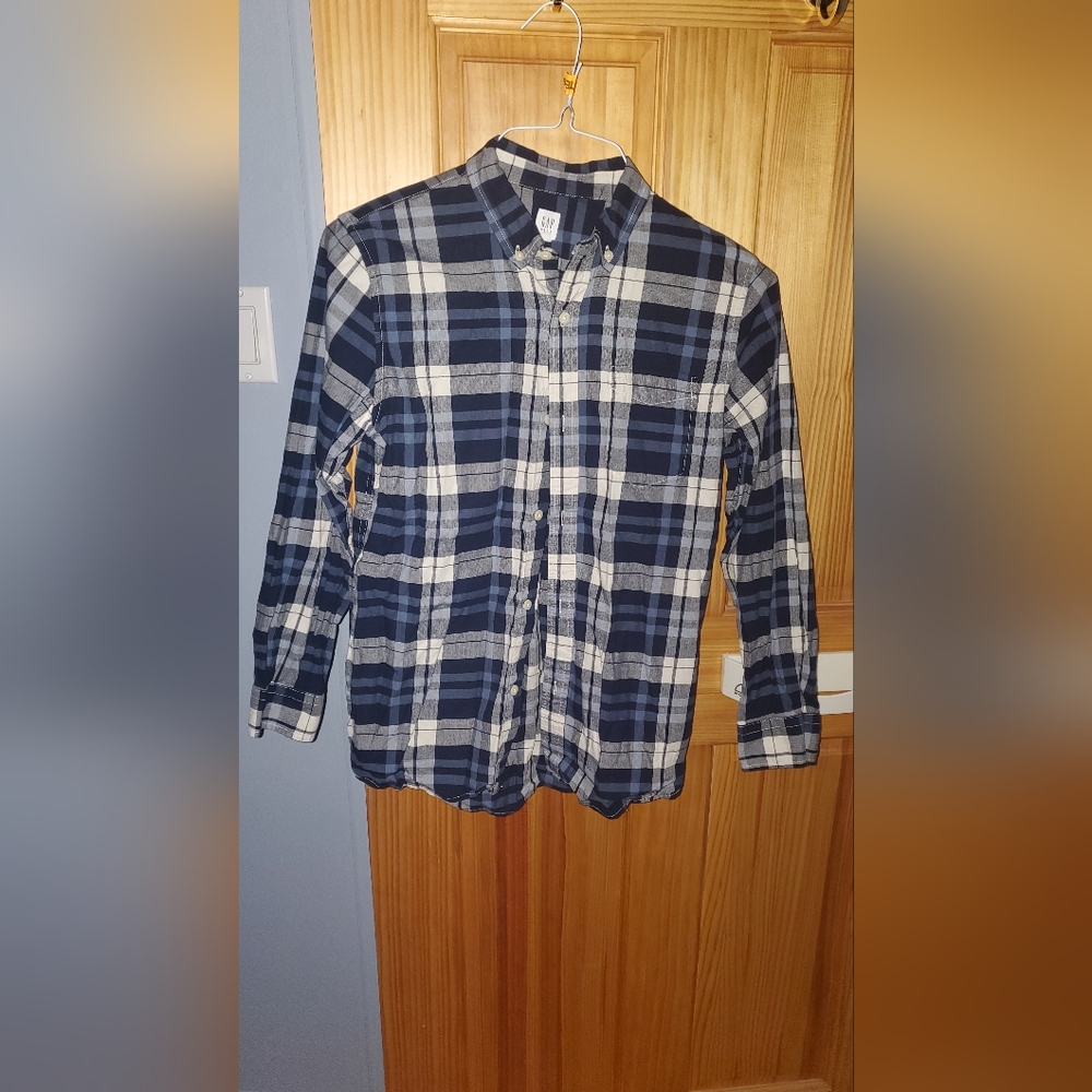 Boys GAP shirt